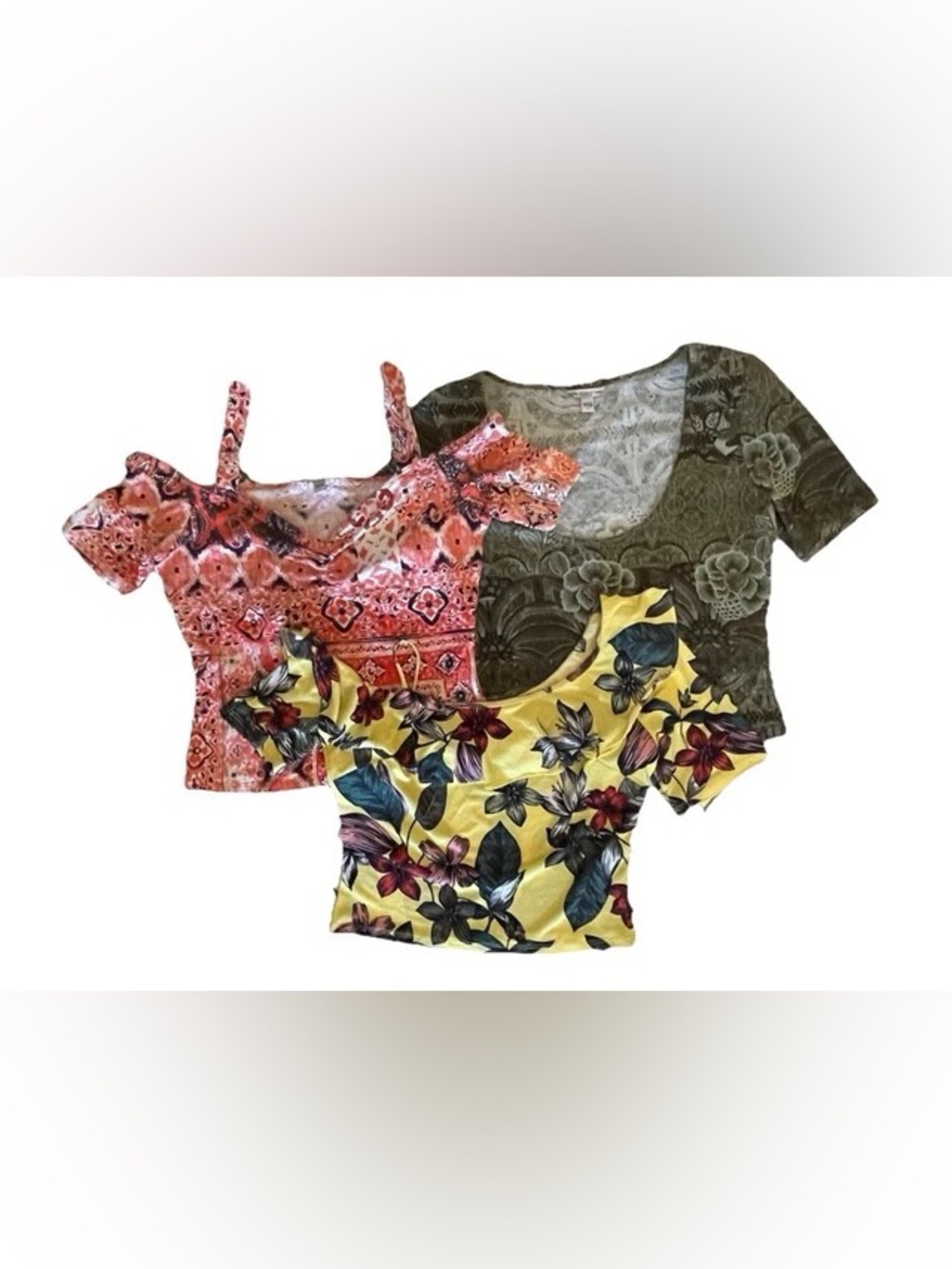 GUESS Lot of 3 Crop Tops Size S Small Floral Boho Tropical Casual Short Sleeve